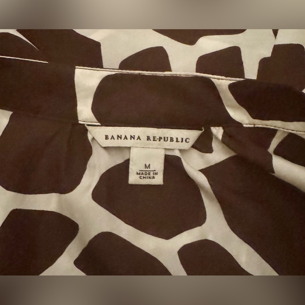 Banana Republic Giraffe Print Blouse - Picture 3 of 7